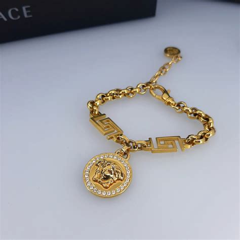 versace herren armband|versace crystal medusa greca.